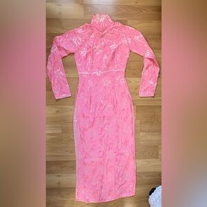 Traditional pink Vietnamese Ao Dai - see measurements